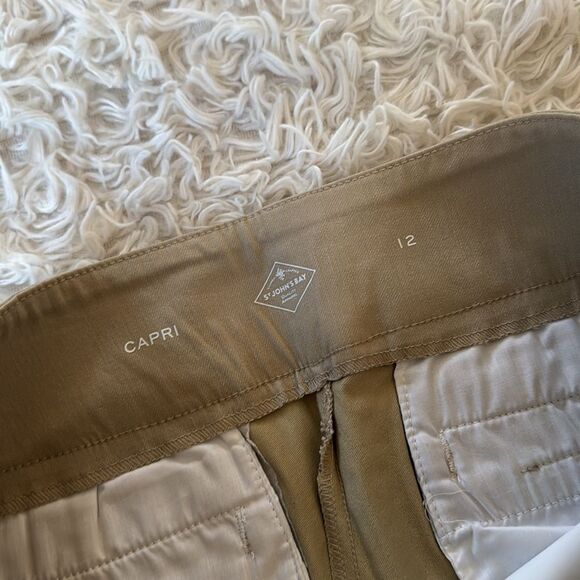 St John’s Khaki Capri Pants Size 12 - Picture 5 of 5